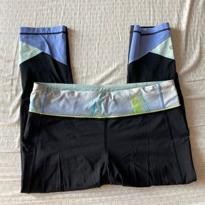 Lululemon Pace Rival Crop Leggings Black Wind Chill White Lullaby, size 12